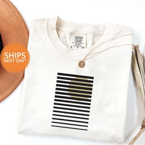 Rising Sun Graphic Tee | Minimalist Bauhaus Art Shirt | Modern Geometric Comfort Colors T-Shirt | Handmade Gift for Her