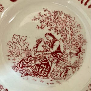 Collectable Vintage Faience de Gien Grand Marnier Liqueur Bonbon Dish Jewellery Trinket Tray with Diameter 12cm