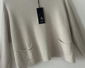 Made in Italy Alpini knitwear regular relaxed fit oat soft quirky slouch 2 pocket Jumper Sweater Top one size 8-14