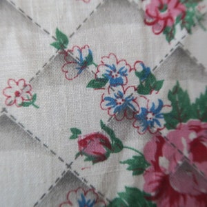 1930s floral print cotton, feedsack, ROSE trellis fabric , large amount image 6