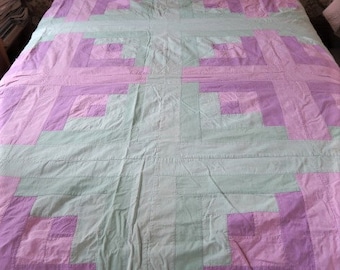 BOLD vintage QUILT, 1940s log cabin, lilac and green,