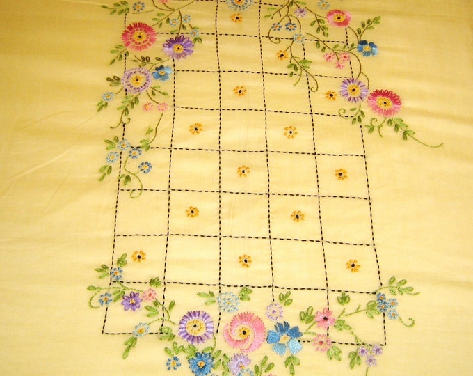 Antique Vintage 20s Embroidered Bedspread Summer Garden Etsy