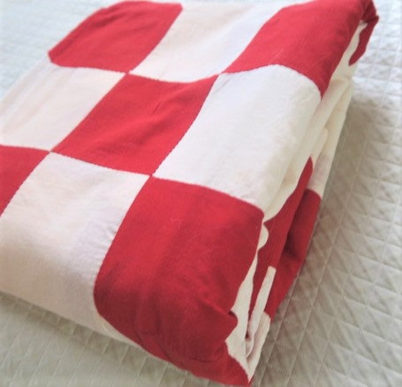 ANTIQUE quilt top, RED and WHITE star, hand pieced image 7
