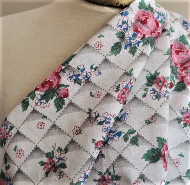 1930s floral print cotton, feedsack, ROSE trellis fabric , large amount image 2