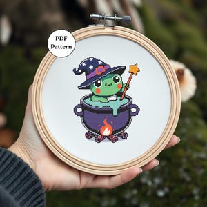 Frog Cross Stitch Pattern Kawaii Witch Frog Embroidery PDF Easy Counted Cross Stitch for Beginners Goblincore Toad Craft Decor DIY Gifts
