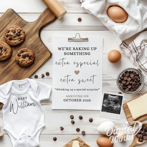 Back Schwangerschaft Ankündigung Wir backen etwas Süßes Ankündigung Personalisierte Baby Name Onesie Fälligkeitsdatum Zeichen Social Media Vorlage