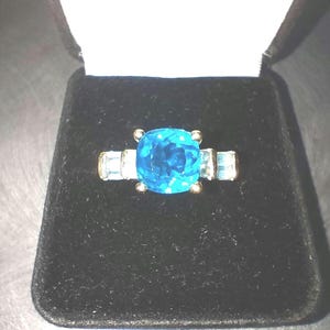 9ct Gold stunning Topaz & Aquamarine set ring size S