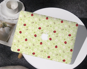 Cute Ladybug Print Cover Case For MacBook Air 11/13/15, MacBook Pro 13/14/15/16, MacBook 12' A2338, A2681, A2337, for Apple Laptop 2025