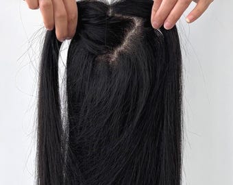 Postizo de cabello humano de 4,7 x 5 pulgadas, de seda completa, con raya libre / 5 clips (negro/marrón)