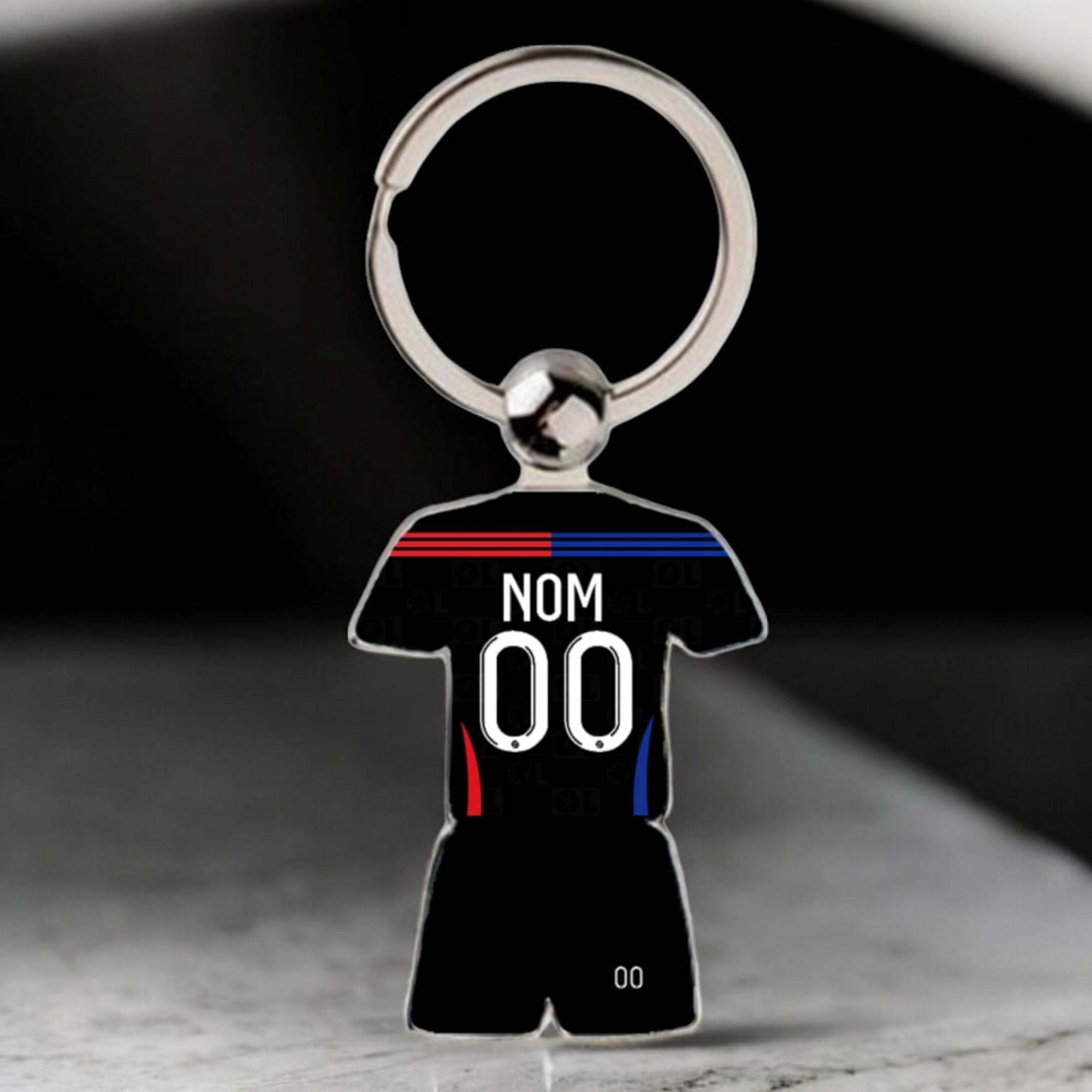 J'ai sauté de joie : le soulagement des supporters de l'Olympique lyonnais après l'annonce du maintien en Ligue 1