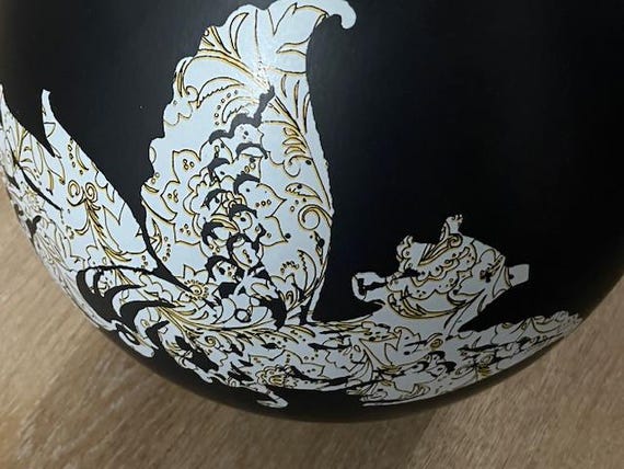 XXLサイズのIKEA花瓶、デザイナー：ヘラ・ヨンゲリウス、底にマーク