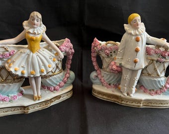 Antique Art Deco Porcelain Figurine - Pierrot & Pierrette