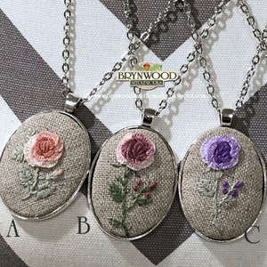 Embroidered Flower Necklace, Embroidered Floral Pendant, Embroidered Floral Necklace, Embroidered Rose Necklace, Flower Necklace image 2