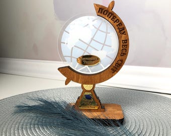 Premio globo de madera Trofeo globo Premio globo terráqueo de acrílico y madera Premio de madera grabado con globo Regalo corporativo