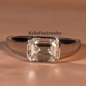Horizontal Emerald Cut Moissanite Engagement Ring 14K Solid Gold Bezel Set Ring East West 2.50CT Emerald Cut Ring Anniversary Gift For Women