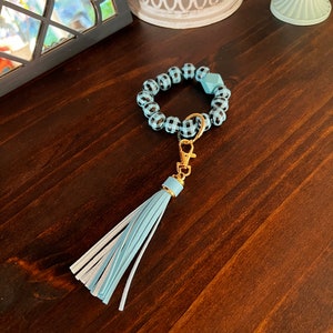 Teal Plaid - Stylish Wood Bead and Tassel Key Ring Bracelet - Beaded Car Keychain Wristlet