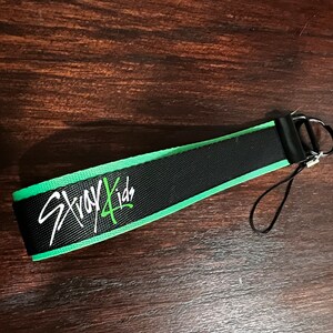 K-pop Light Stick Wristlet Lanyard - Stray Kids- Black/Green - Double