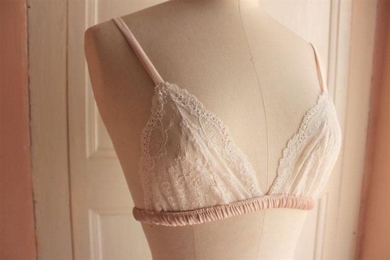 White Sterch Lace and Vintage Satin Bra/style SHAKUYAKU made to order image 4