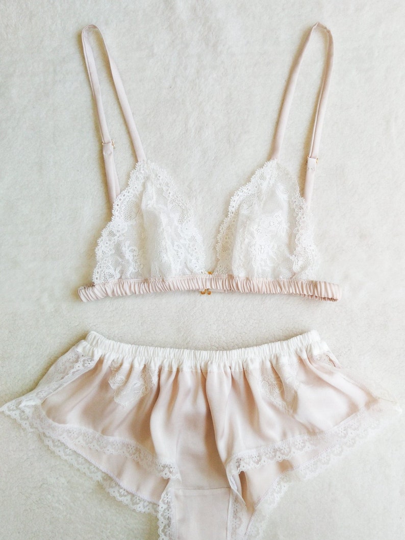 White Sterch Lace and Vintage Satin Bra/style SHAKUYAKU made to order image 5