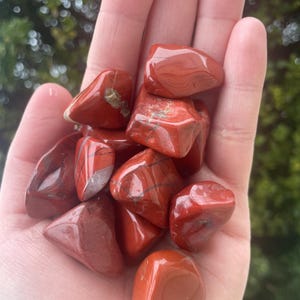 Red Jasper Tumbled Stones