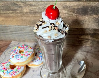 Fake Chocolate Sundae: 5" Glass Prop with Whipped Cream & Nuts