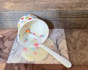 Fake Melting Ice Cream Paper Cup with Spoon: Photo Prop Staging