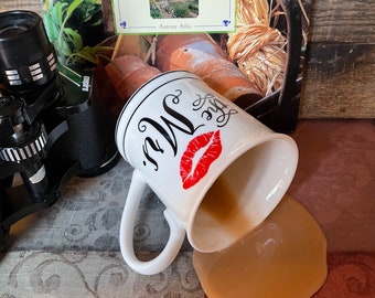 Fake Spilled Coffee Mug: Mr or Mrs Fun Photo Prop