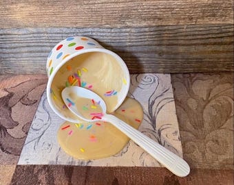 Fake Melting Ice Cream Paper Cup with Spoon: Photo Prop Staging