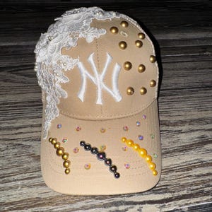 CUSTOMIZED TRUCKER HAT
