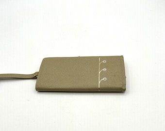 Portfel damski Lady Buxton OS Chartreuse Green Vintage 1960s Mod Daisy Wristlet
