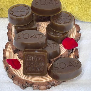 Hagebuttenöl Gesichtsseife: 50g / 110g, natürlich, handgemacht, botanisch; Für empfindliche Haut. Umweltfreundliches Geschenk