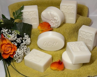 Golden Tallow Bar: Unscented• Moisturizing• Deeply Nourishing• Cold Weather• Handmade Natural Skin Care• Eco-friendly