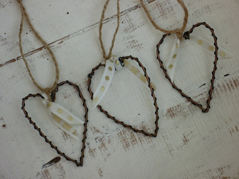 Wire Art, Hanging Wire Love Hearts, Hanging Heart Decoration, Wire