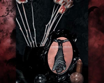 Murciélago bebé - Patrón de punto de cruz - Murciélagos, vampiro, gótico, bosque, espeluznante, Halloween, espeluznante y lindo.