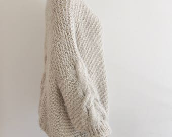 Beige Oversized Cardigan Grobstrick Zopfmuster Jacke Handgestrickt