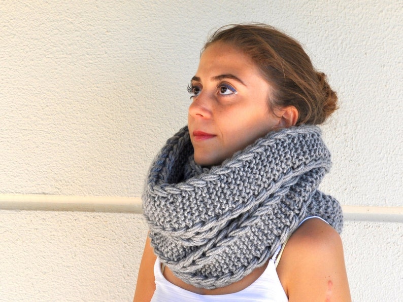 Chunky Infinity Scarf Cowl Neckwarmer Loop Scarf Circle Scarf Knit ...