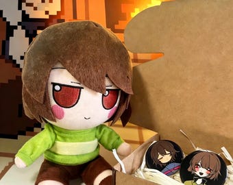 Undertale フリスク＆キャラ アメージングギフトボックス、20cm 座りぬいぐるみ、エナメルバッジ、インスピレーションコレクタブルゲームグッズ