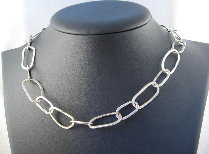 The Pebble Beach Long Necklace