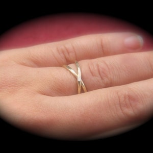 Infinity Ring Narrow Solid 14k Yellow Gold Wedding Band image 5