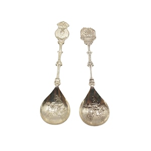 Pair of Dutch Repousse Silver Plated Collectible Tea Sugar Spoons Oosterbeek Netherlands Town Commemorative Souvenir