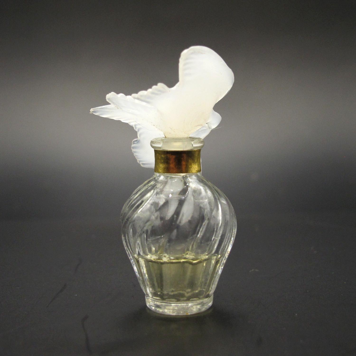 Vintage Nina Ricci Mini Perfume Bottle: White Dove Stopper