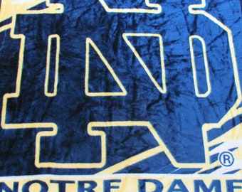 Vintage The Northwest Company Notre Dame Plush Throw Blanket