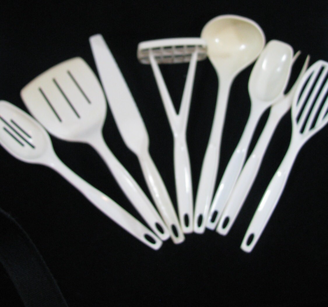 Assorted Vintage Nylon Cooking Utensils Tupperware & Foley Kitchen