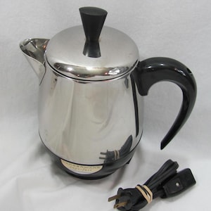 10 cup stainless steel stovetop espresso maker Cuisinox Roma Stainless Steel Stovetop Moka Espresso Maker – Inox  Kitchenware main image 0
