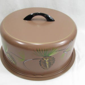 Vintage Ransburg Metal Covered Cake Takeer z pokrywką w kształcie kopuły Brązowe szyszki
