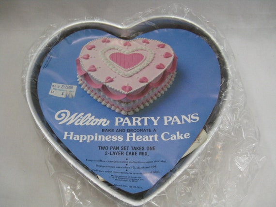 Vintage Wilton Aluminum Heart Shaped 2 Layer Cake Baking Pans Set 9 1/2 X  10 X 1 1/2 502 951 