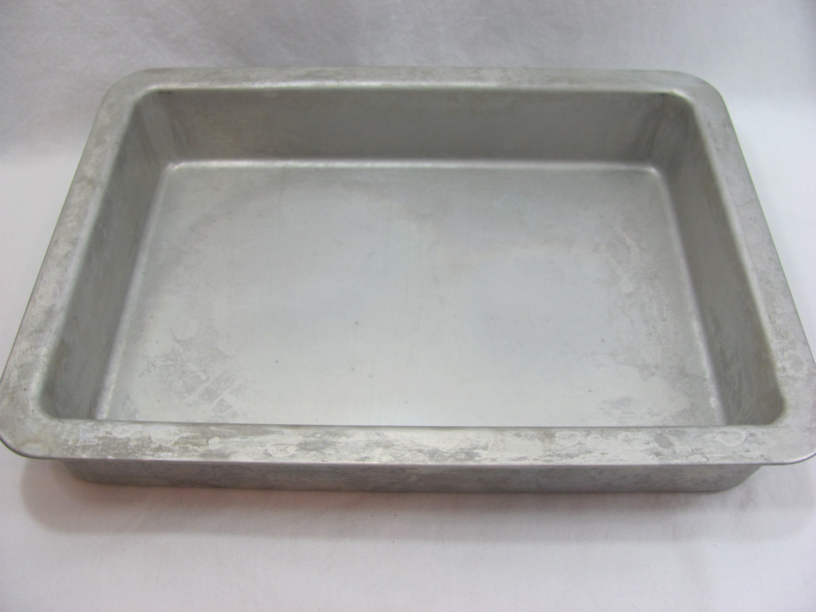 2 Rema Vintage Aluminum Insulated Air Bake Round Cake Baking Pans