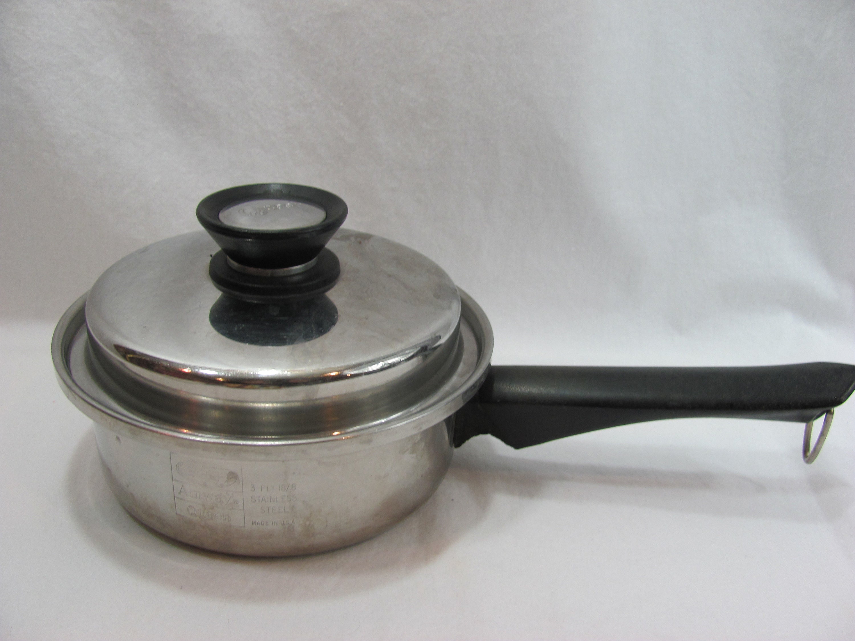 RECONDITIONED 11in Amway Queen SKILLET 18/8 Surgical Stainless