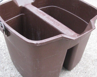 Vintage Rubbermaid Roughneck Double Bucket 17 Qt. No. 2872