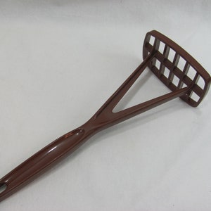 Vintage Foley Plastic Nylon Potato Masher